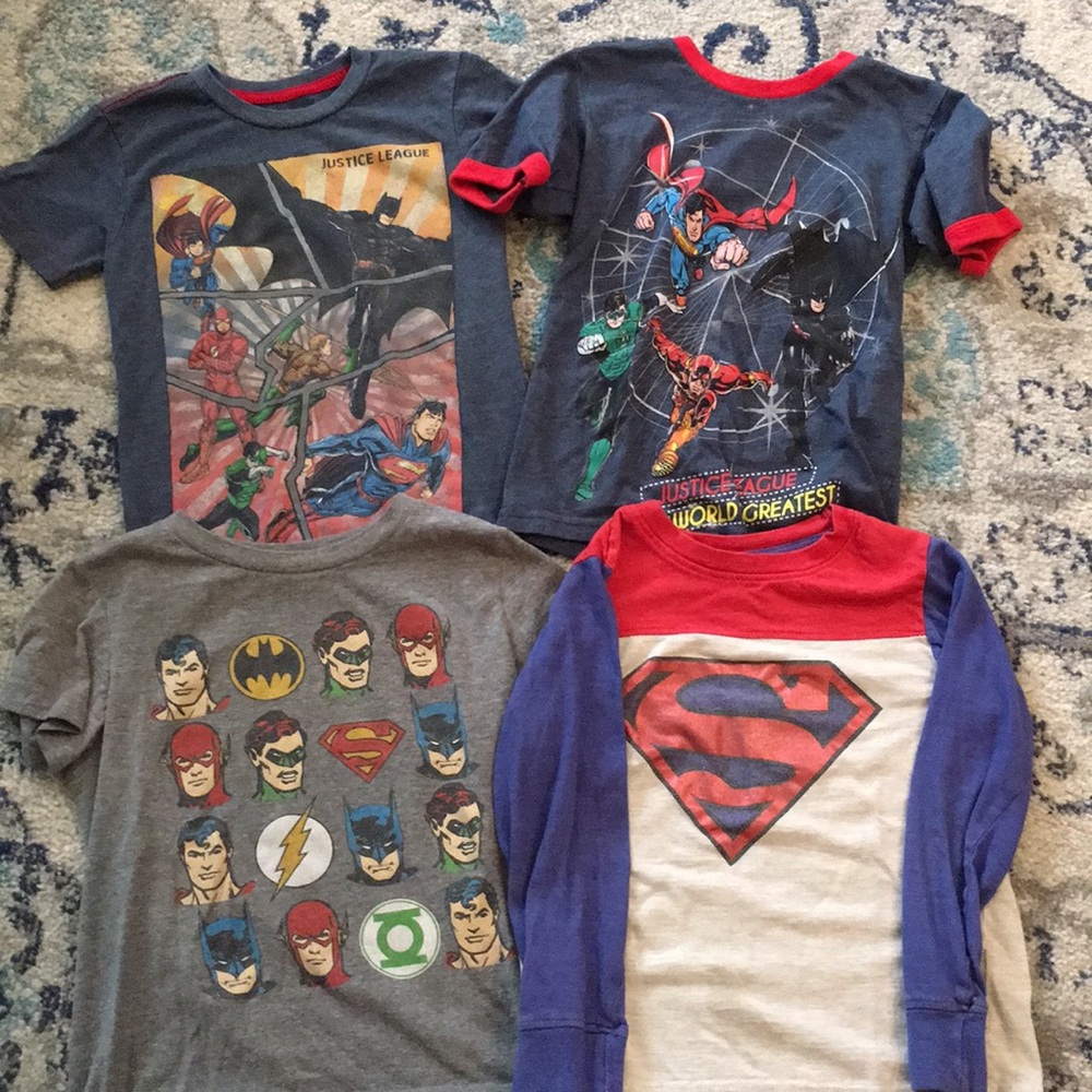-Boys Size 5 Justice League Bundle of 4 shirts